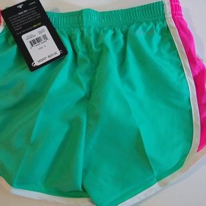 New $25 Nike Girls Dri Fit Running Shorts With Lin